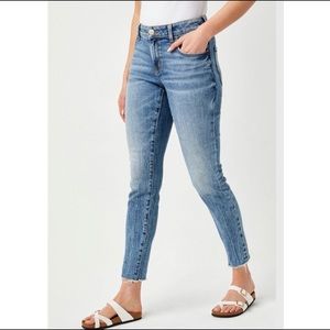 Maurices | Vintage Raw Hem Skinny Jeans | Sz 6